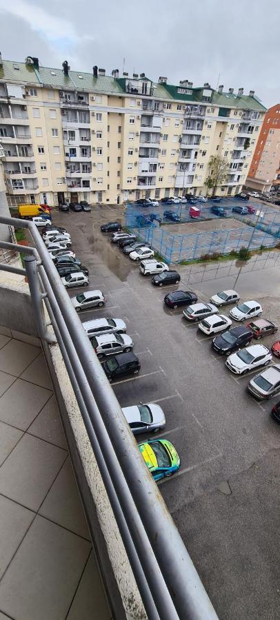 Apartman Velimir Stari Aerodrom Podgorica Exteriör bild