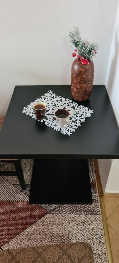 Apartman Velimir Stari Aerodrom Podgorica Exteriör bild